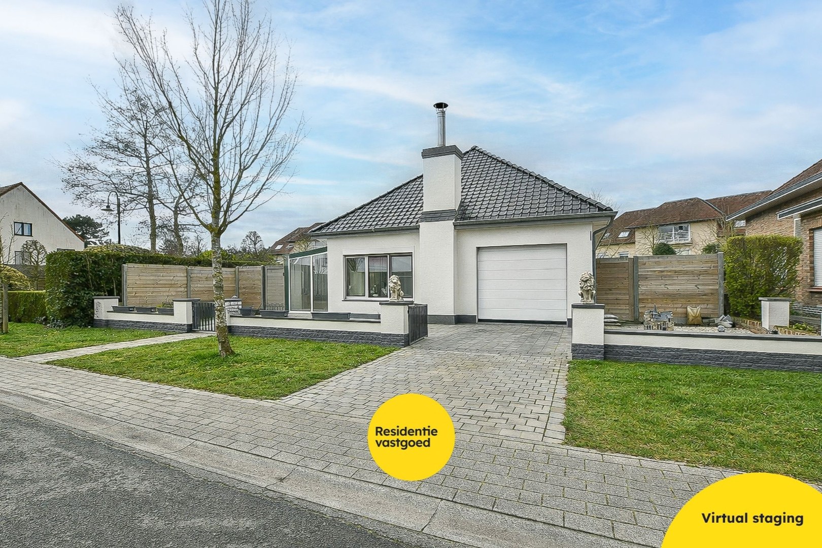 Instapklare en volledig gerenoveerde bungalow met 3 slaapkamers, tuin en garage vlak bij bos en centrum van De Haan 