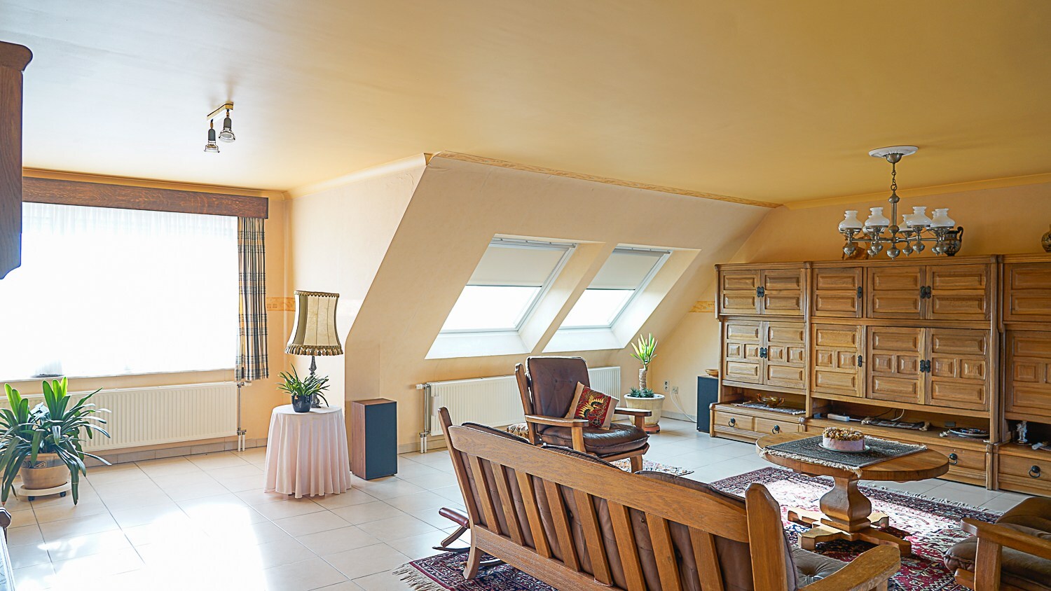 Ruim appartement met 3 slaapkamers 