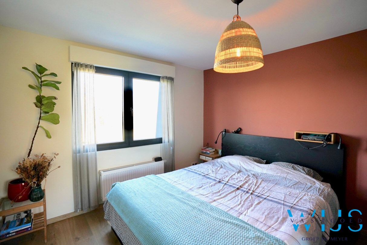 Bel-étage met 3 slaapkamers en tuin te ERTVELDE ! 