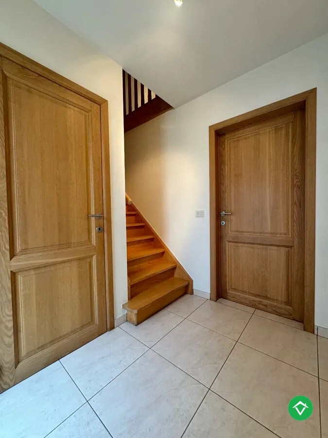 Alleenstaande woning met 3 slaapkamers en garage te Koekelare 