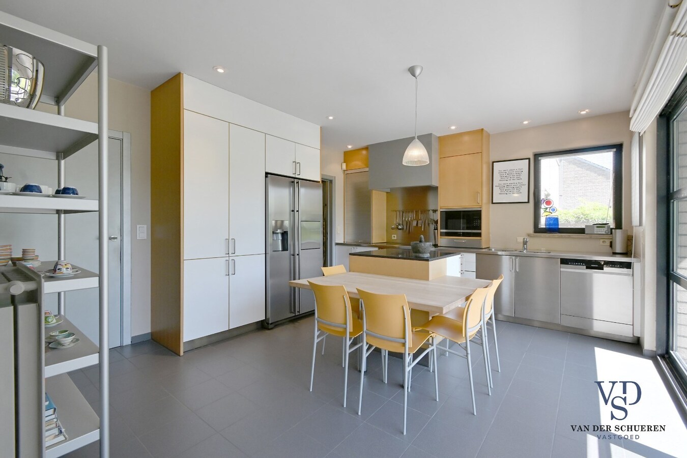 Exclusief en tijdloos wonen met exceptionele zichten. 