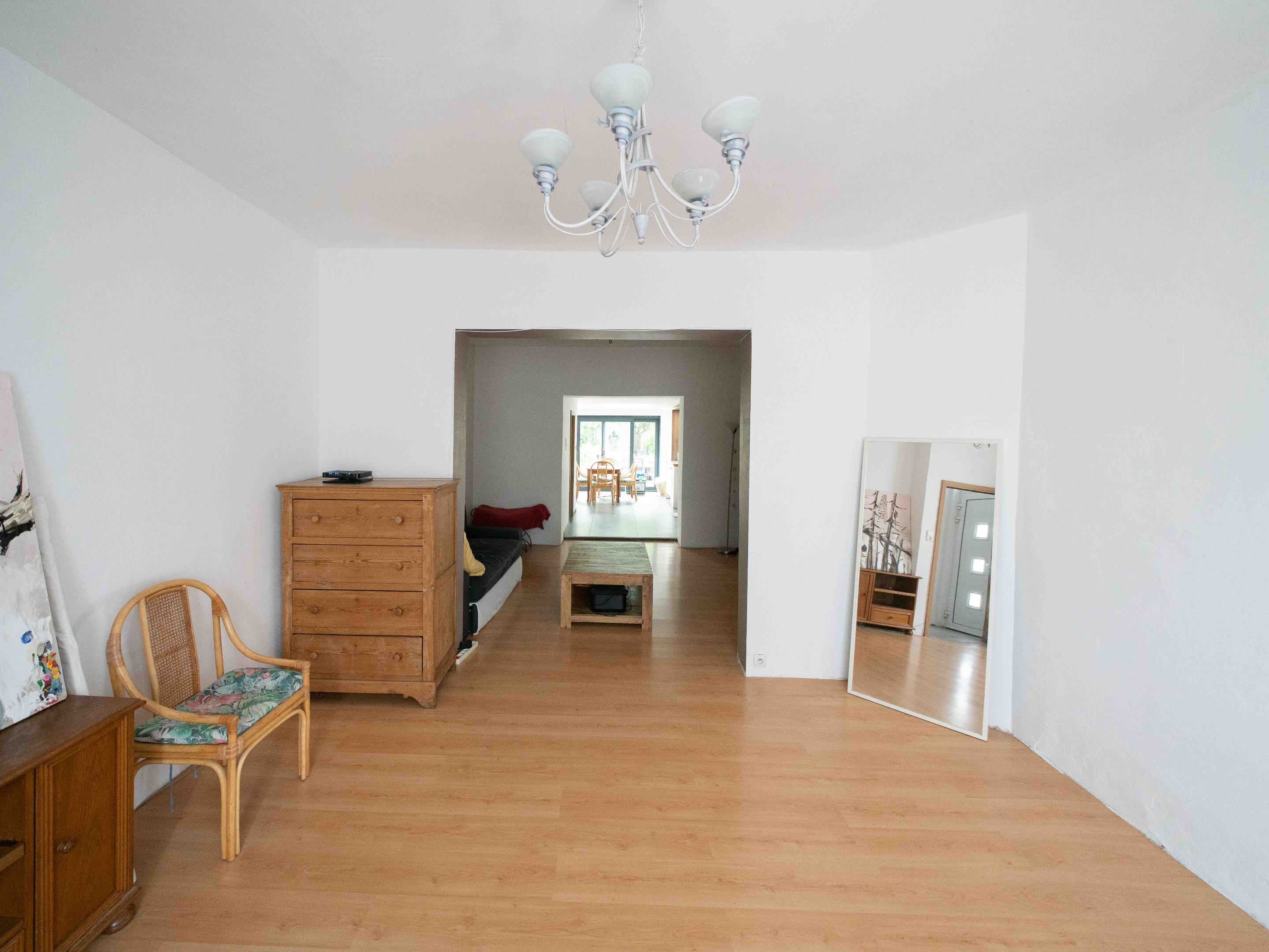 Leuke 2-gevel met gezellige tuin op toplocatie 