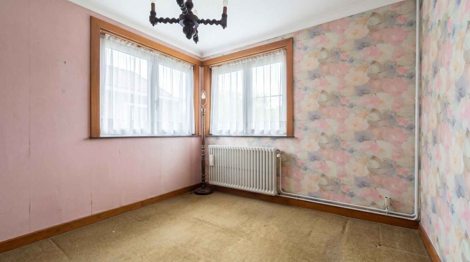 Appartement rez-de-chaussée avec cour, en plein centre-ville ! 