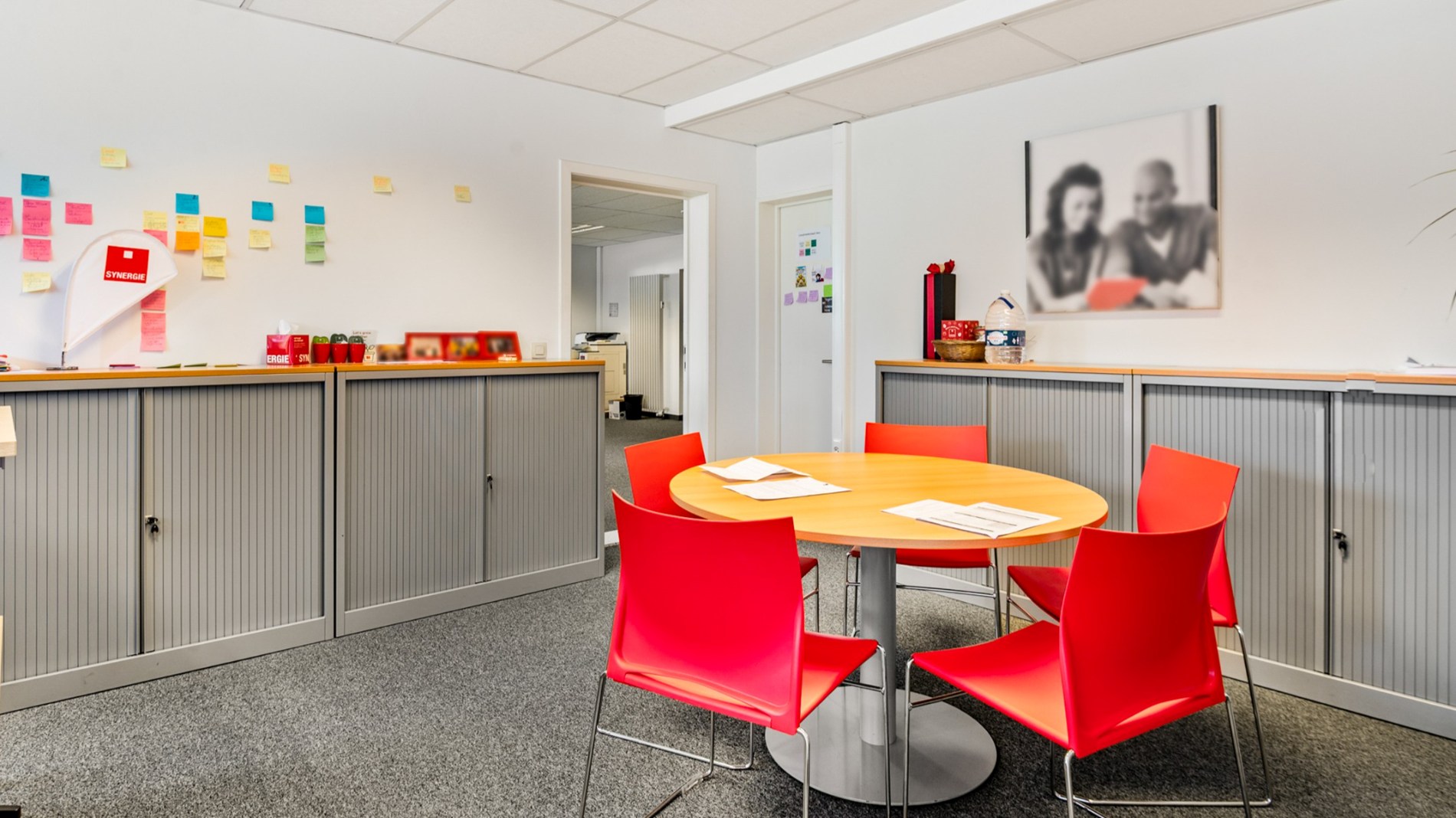 Gelijkvloerse kantoren te koop langs Singel in Antwerpen
