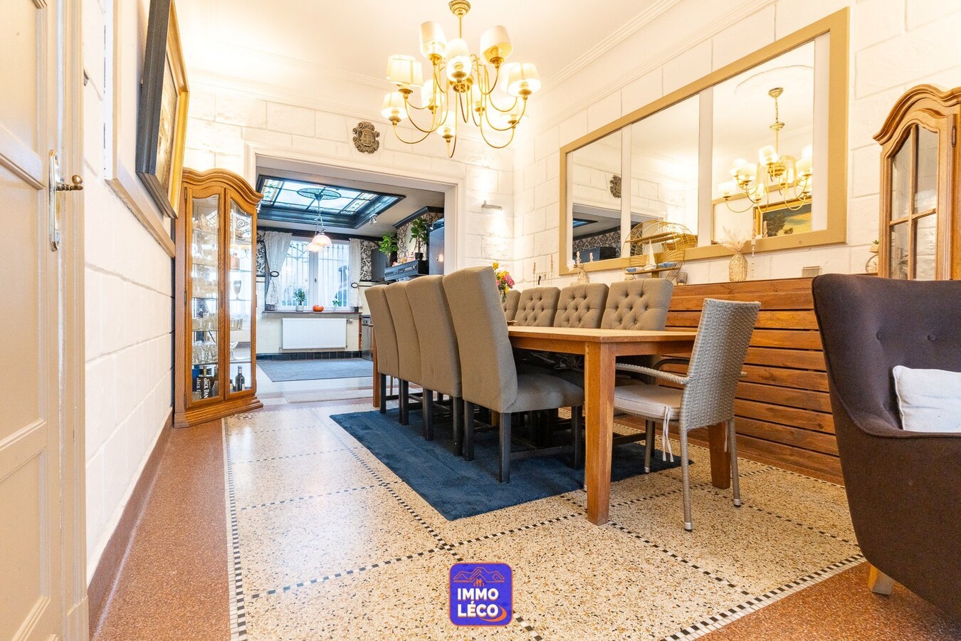 Maison Bourgeoise en parfait état d'entretien, dans le cœur du village de Dottignies ! 