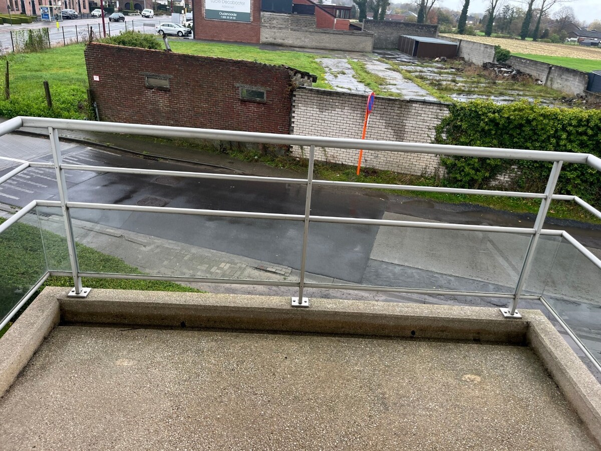 2-slpk-appartement op top locatie (incl. ondergrondse staanplaats!!). 