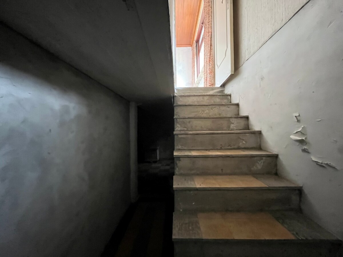 Te renoveren half open bebouwing te Gavere 