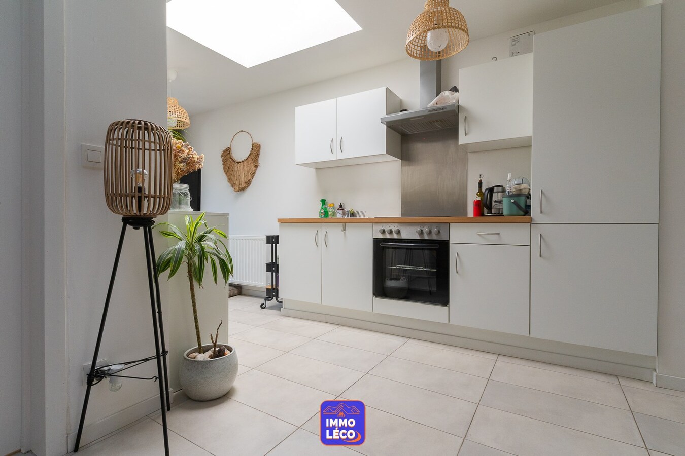 Maison rénovée avec 3 chambres et jardin, top secteur ! 