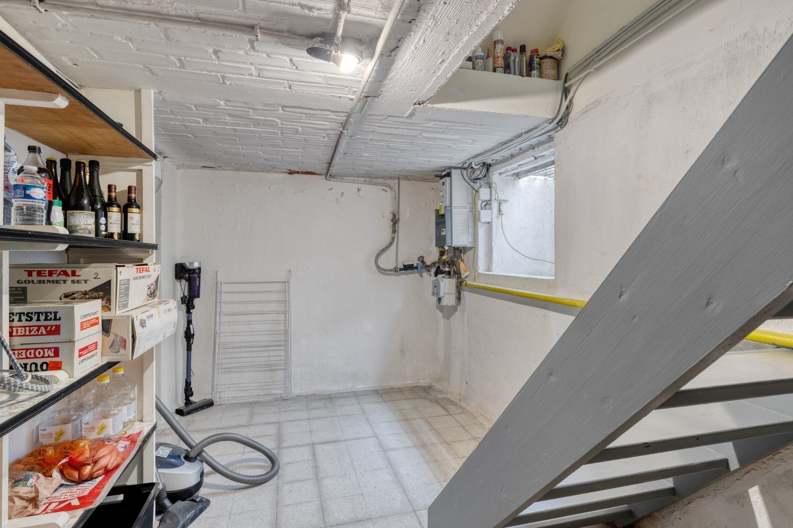 Instapklare woning met 3 slpk. in het centrum van Geel 