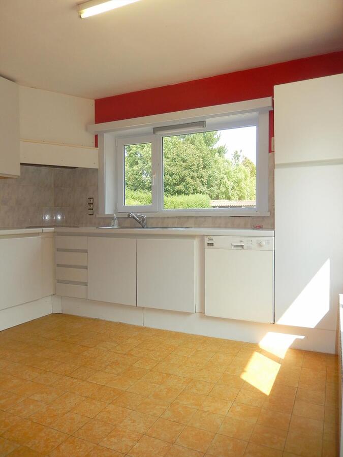 Gezellige charmante woning met garage en zonnige tuin 