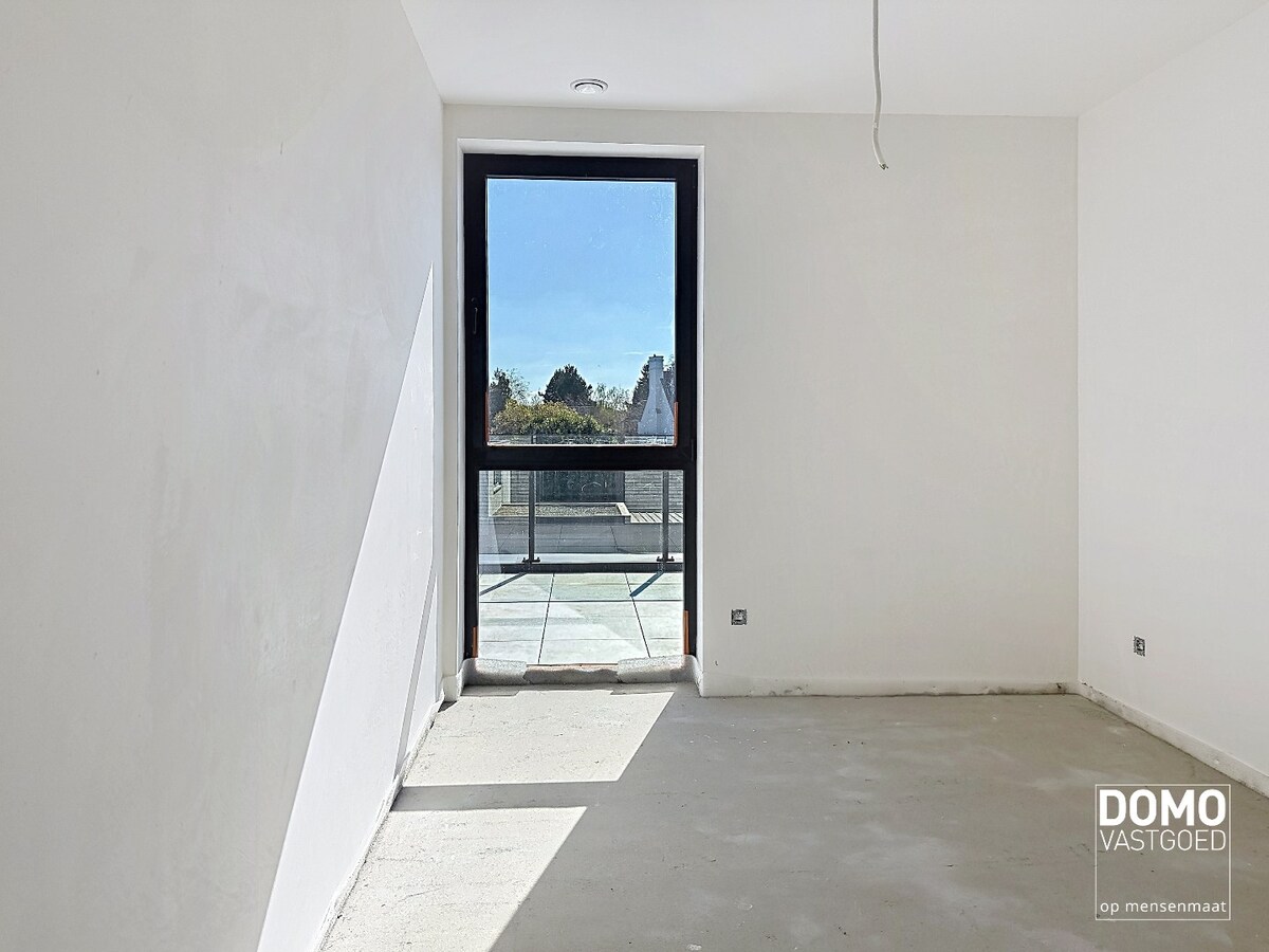 KNAP ARCHITECTURAAL WOONPROJECT IN HET CENTRUM VAN KERMT 