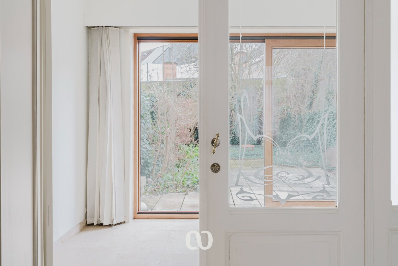 Tijdloze herenwoning met authentieke charme en indrukwekkende ruimte 