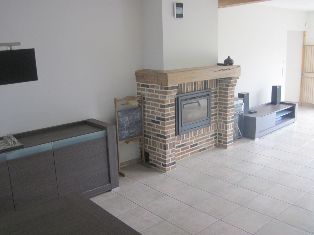 Ruime villa nabij 't Peerdeken. 