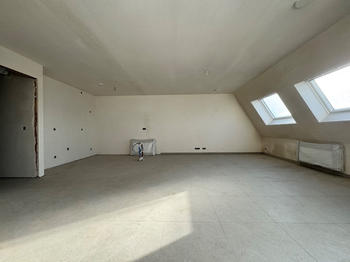 Uniek nieuwbouw appartement met 2 slaapkamers en veel zonlicht te Eernegem 