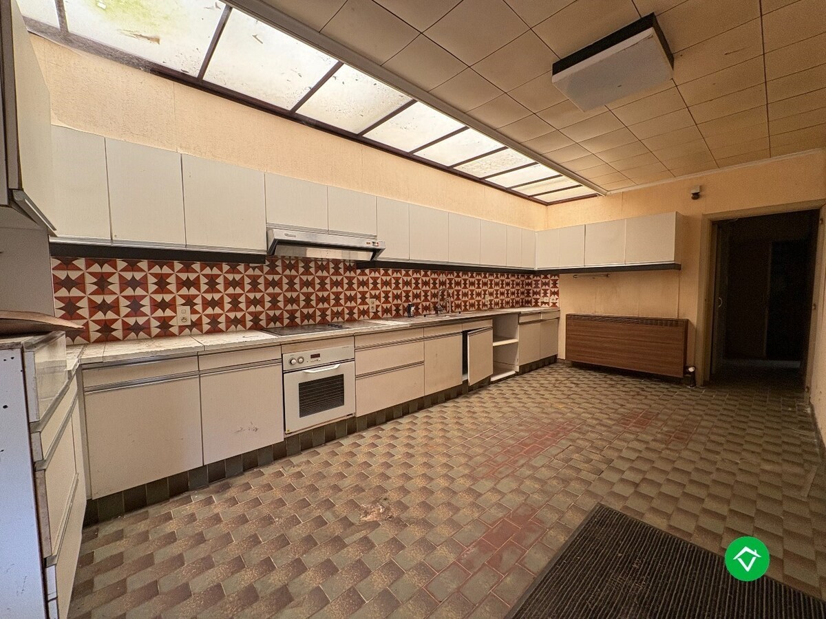 Projectgrond in centrum Koekelare – voormalig handelspand 