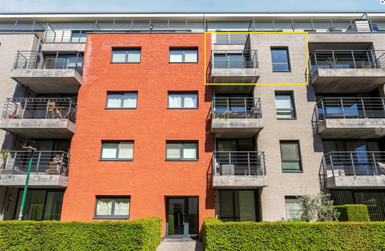 Instapklaar appartement met 2 slpk en parking te Halle 