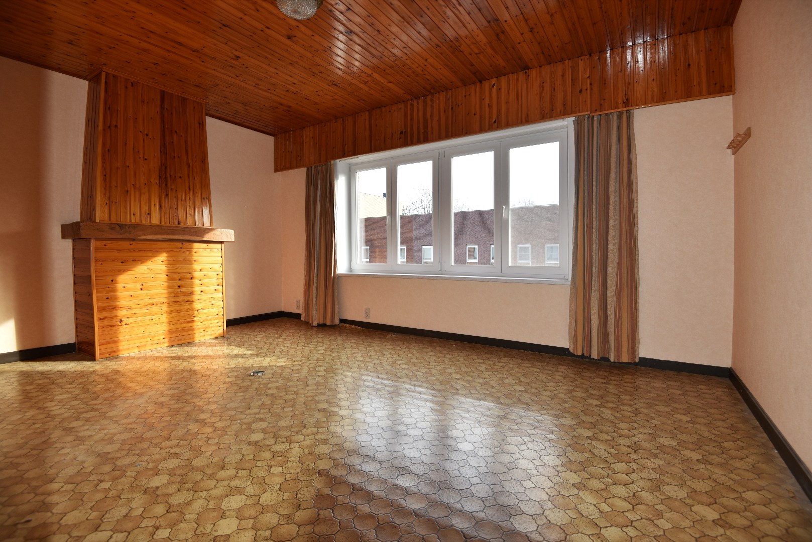 Woning met 3 slaapkamers en garage  nabij centrum Eeklo 