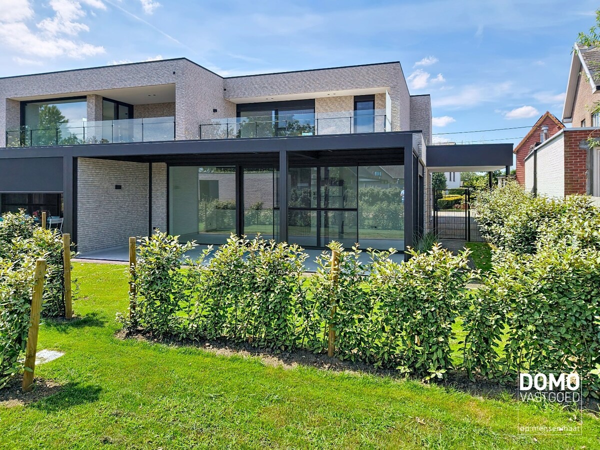 high-end volledig afgewerkte instapklare appartementen. 