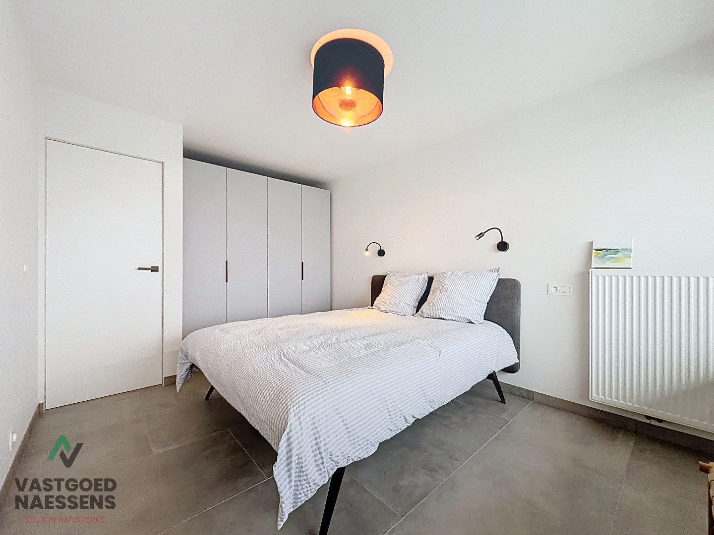 Magnifique appartement rénové de 2 chambres avec vue panoramique. 