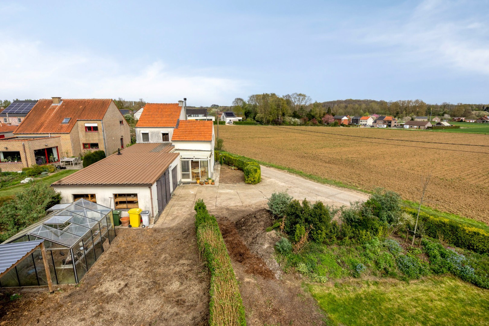 Open bebouwing op unieke locatie in Lubbeek met veel mogelijkheden  – EPC 567 kWh/m² - bewoonbare opp. 144 m² 