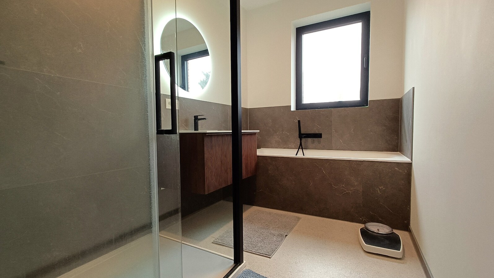 Nieuwbouwwoning met 4 slaapkamers te Bierbeek 