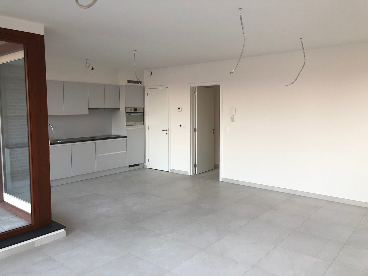 Luxueus wonen met unieke skyline én zicht op 't water. 