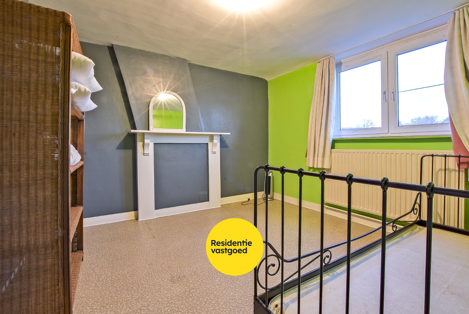 Te renoveren boerderij op een perceel van 7.066m² met loods en diverse bijgebouwen 