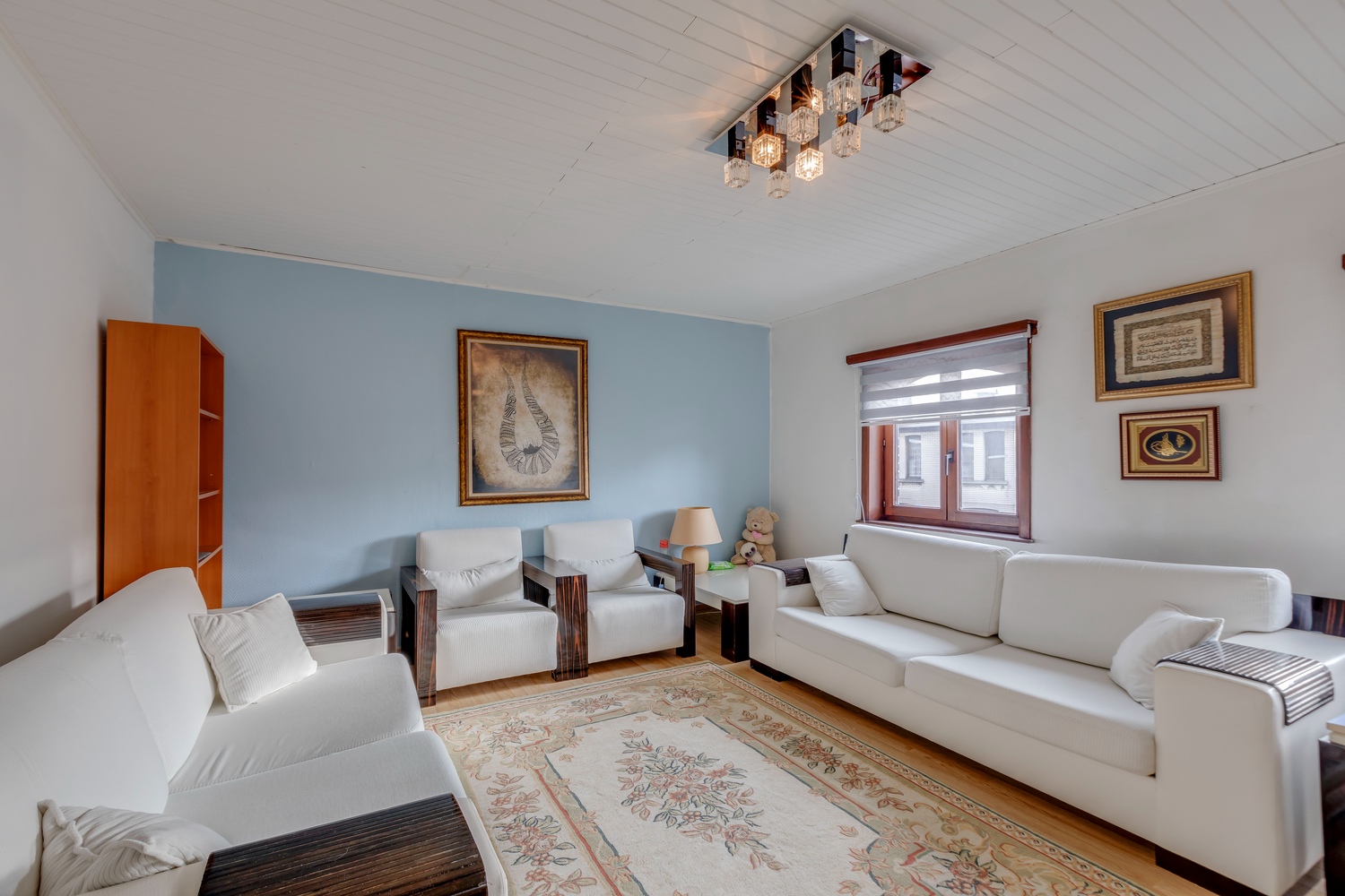 Triplex appartement met casco handelsgelijkvloers 