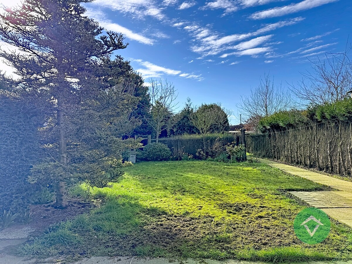 Woning met 3 slaapkamers en garage te Eernegem 