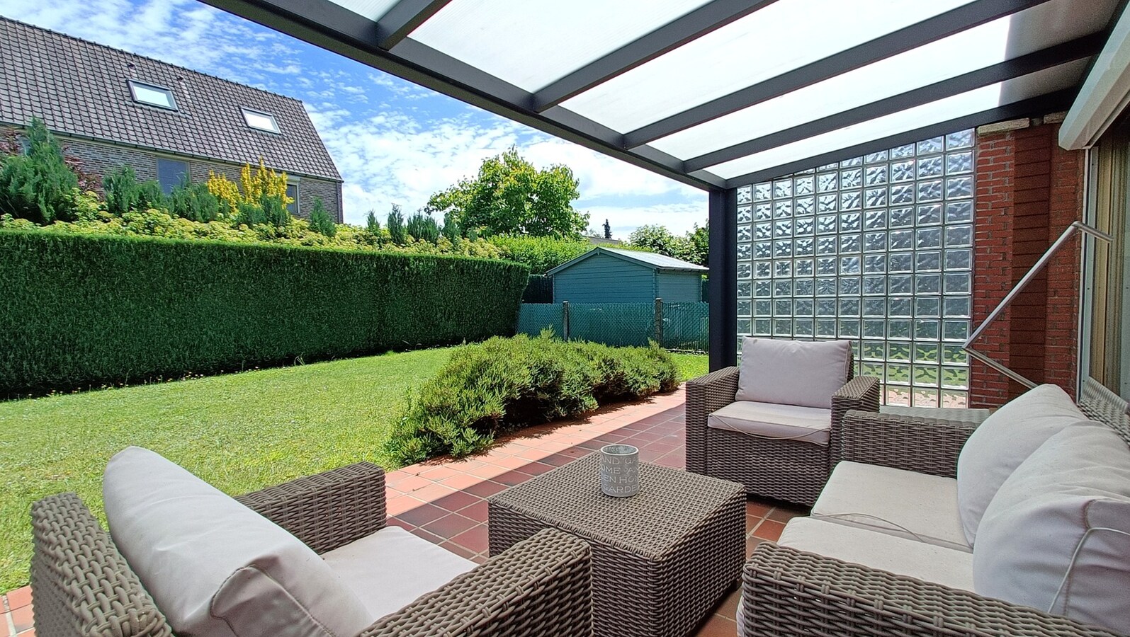 Open bebouwing met tuin te Bierbeek 