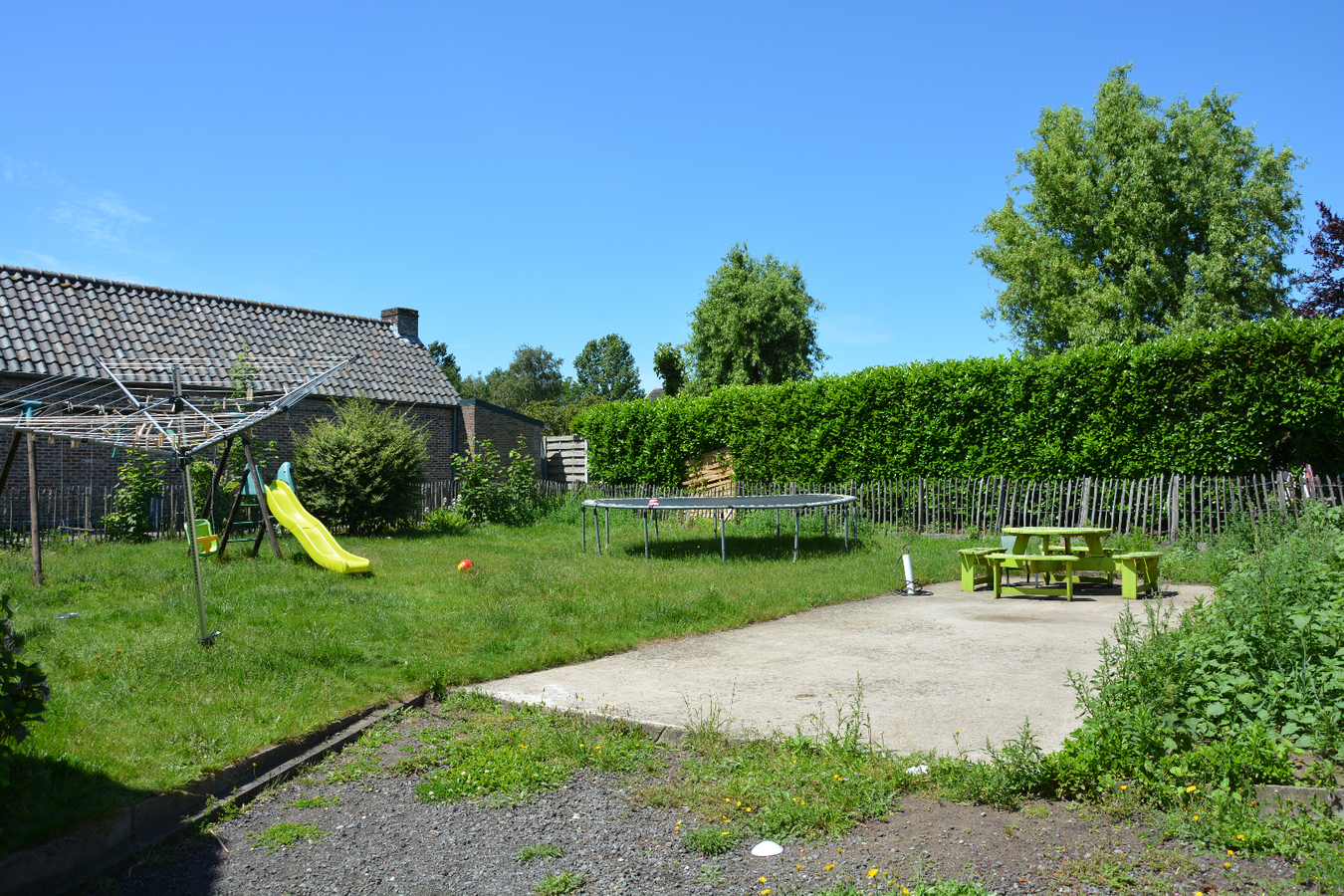 Prachtige villa met 4 slaapkamers te Zerkegem 