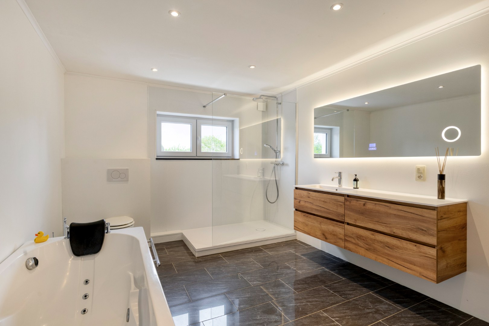 Mooie recent gerenoveerde ruime villa in Lubbeek met een bewoonbare oppervlakte van 310 m² - EPC  96KWH/m2 