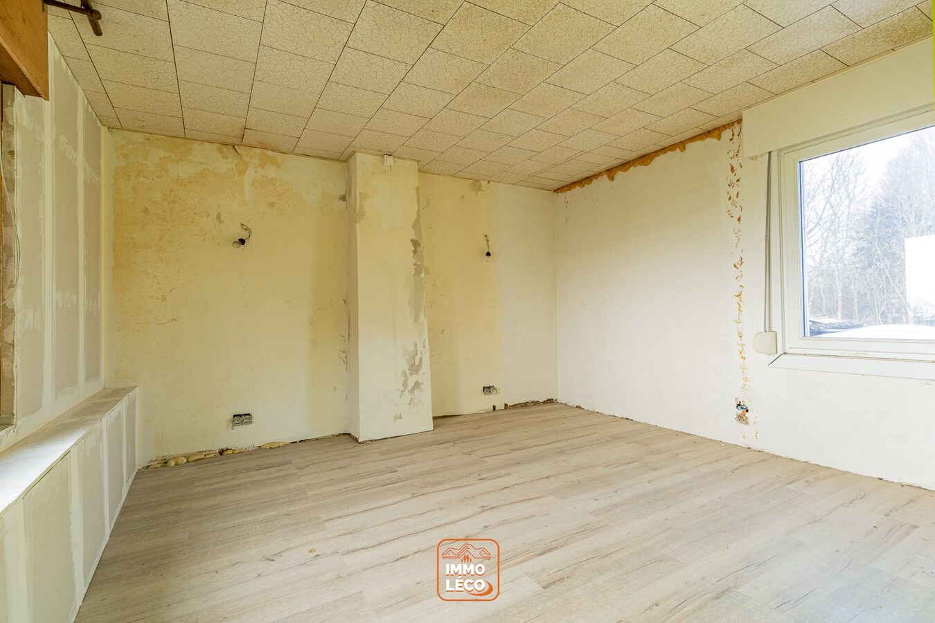 Maison 1 chambre avec jardin, garage et parking, idéale 1er achat ou investissement,  TOP situation en face des champs, au calme complet ! 