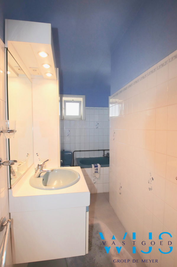 Stevig woonhuis op een prachtig perceel te Ertvelde/Oosteeklo 