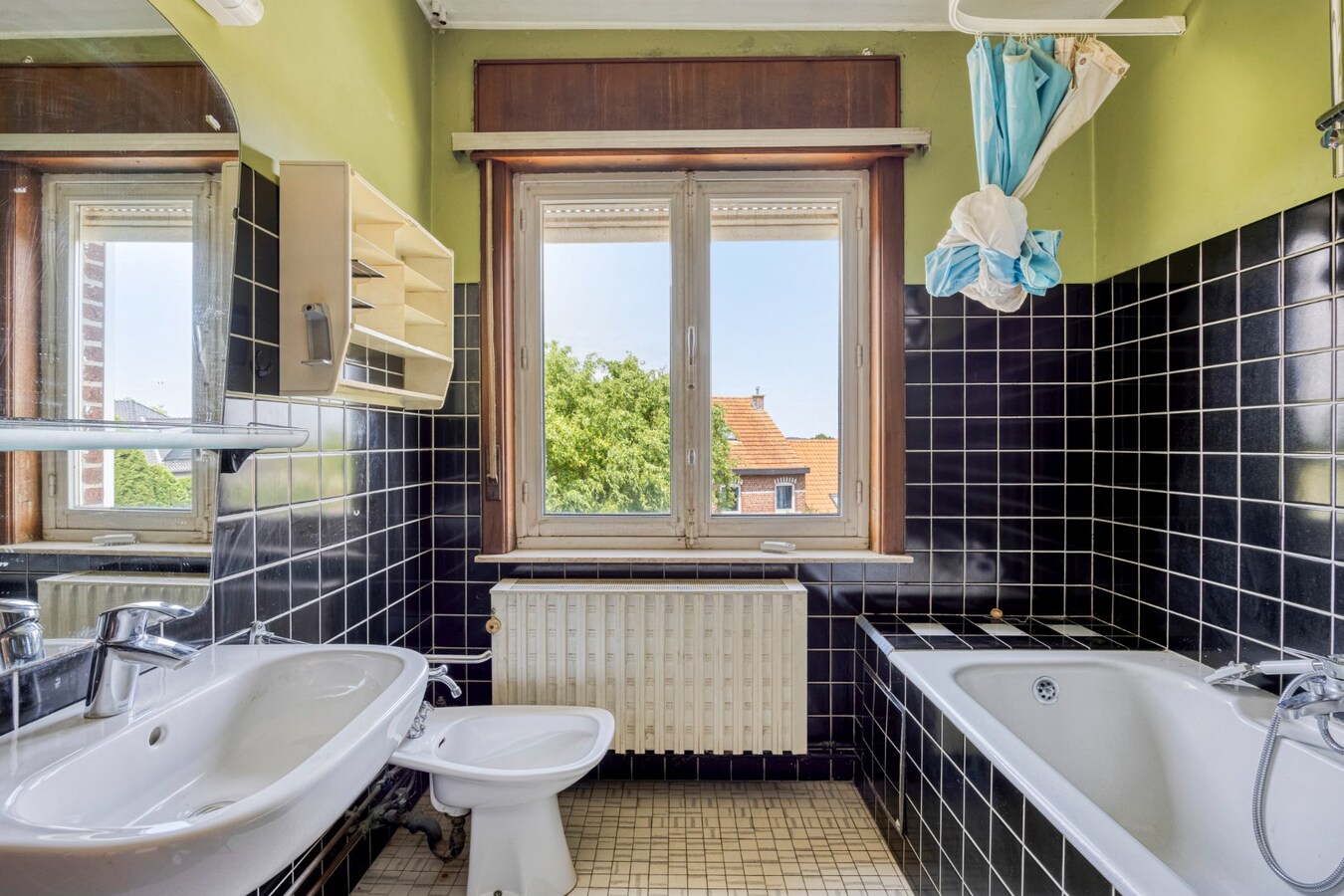 Te renoveren woning met tuin te Haasrode (Oud-Heverlee ) - 3 slaapkamers 