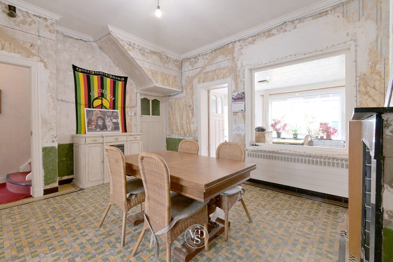 Ruime woning met opslagruimte 