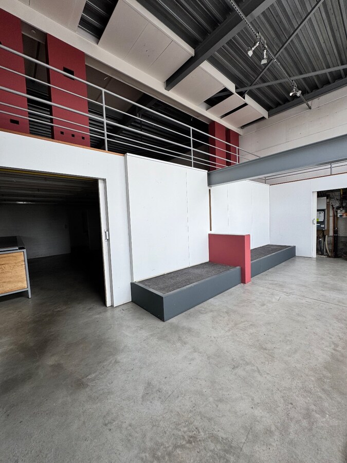 Handelspand met woonst te Ichtegem 