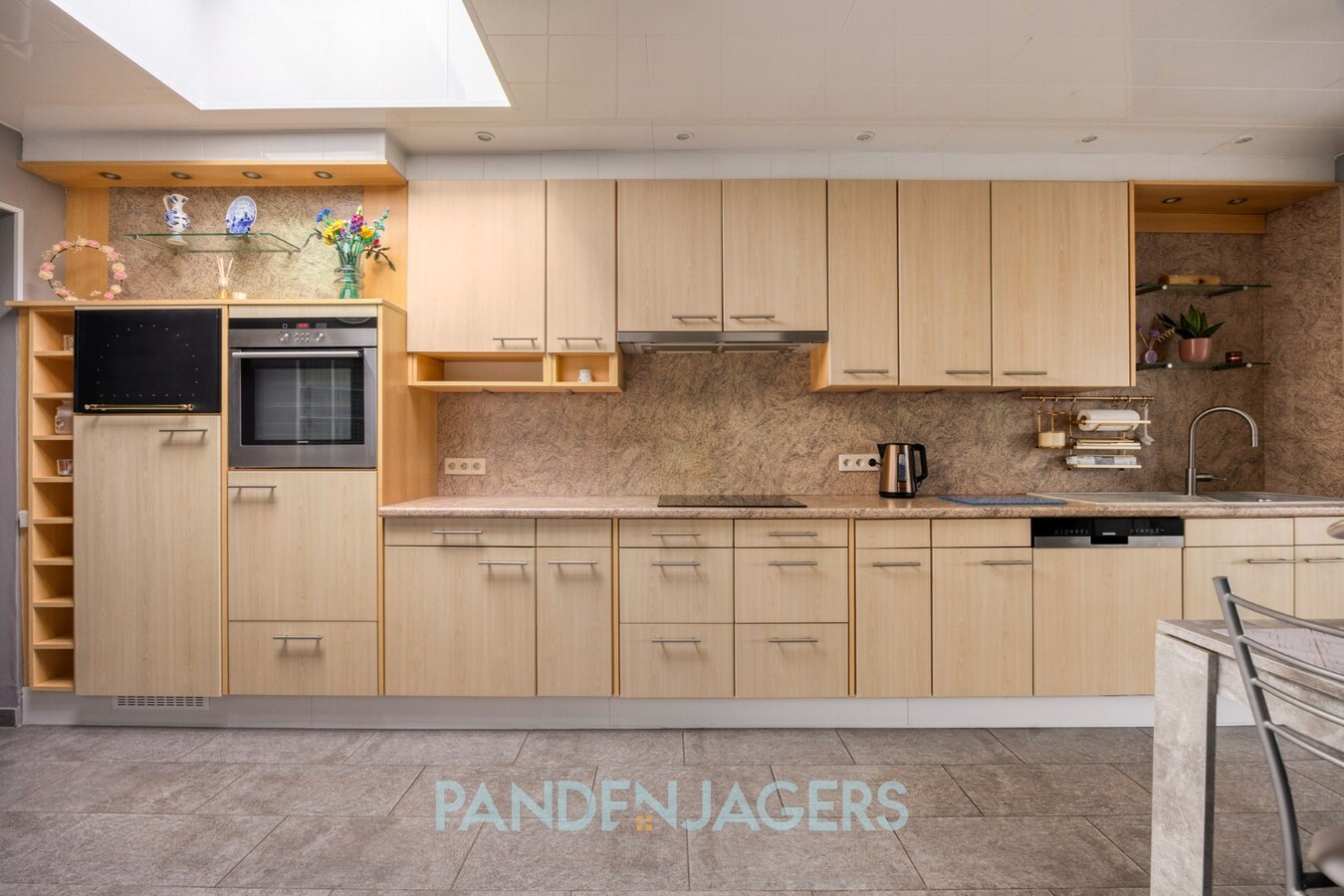 Instapklare rijwoning met acheruitgang te Duffel-Oost 