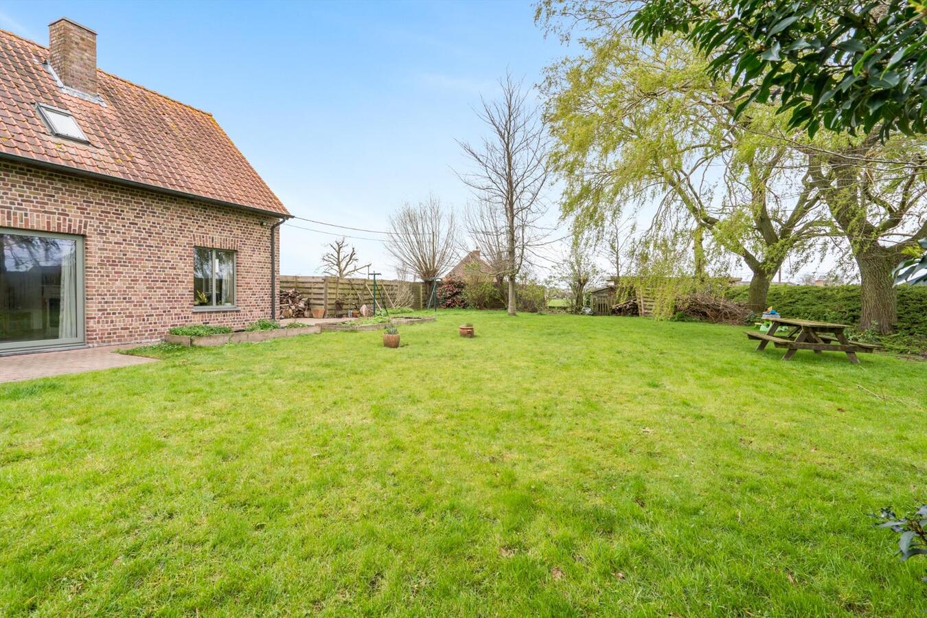 Rustig gelegen woning met uitzicht op de velden te Kortemark 