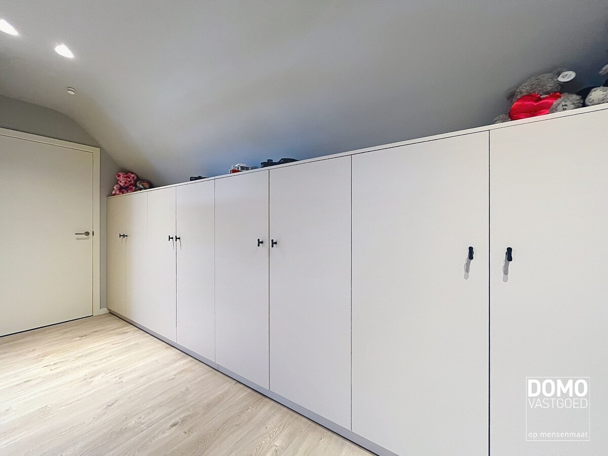 MODERNE WONING IN ALKEN MET TUIN, GARAGE, 3 SLAAPKAMERS EN 2 BADKAMERS 