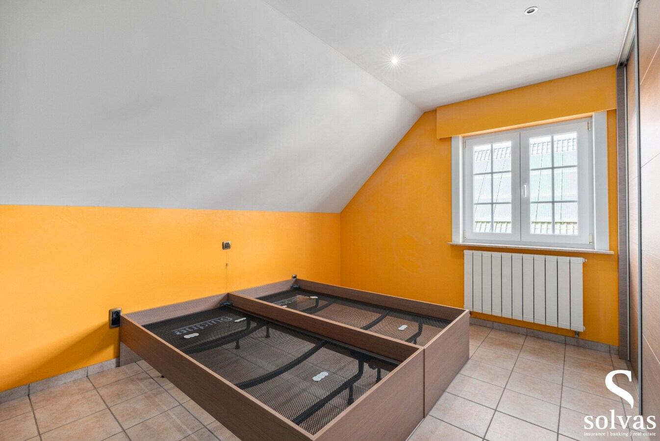 Prachtige open bebouwing met 4 slaapkamers in Poesele, bouwjaar 2000, op 1070m² perceeloppervlakte, 270m² bewoonbare oppervlakte 