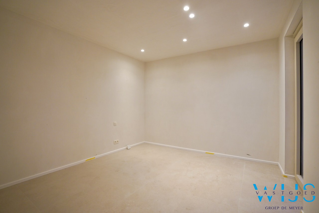 Prachtig nieuwbouwappartement met twee terrassen in centrum Wachtebeke! 