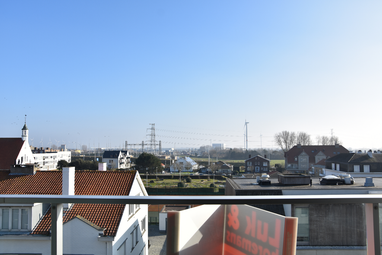 ruime studio met zicht op hinterland 