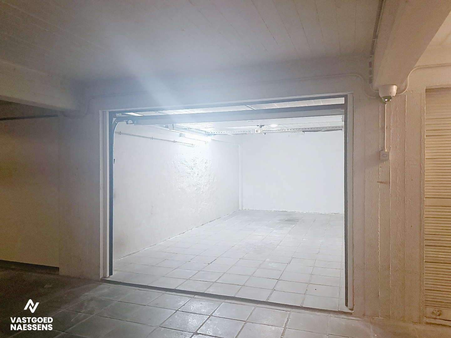 Box de garage a louer À Oostende