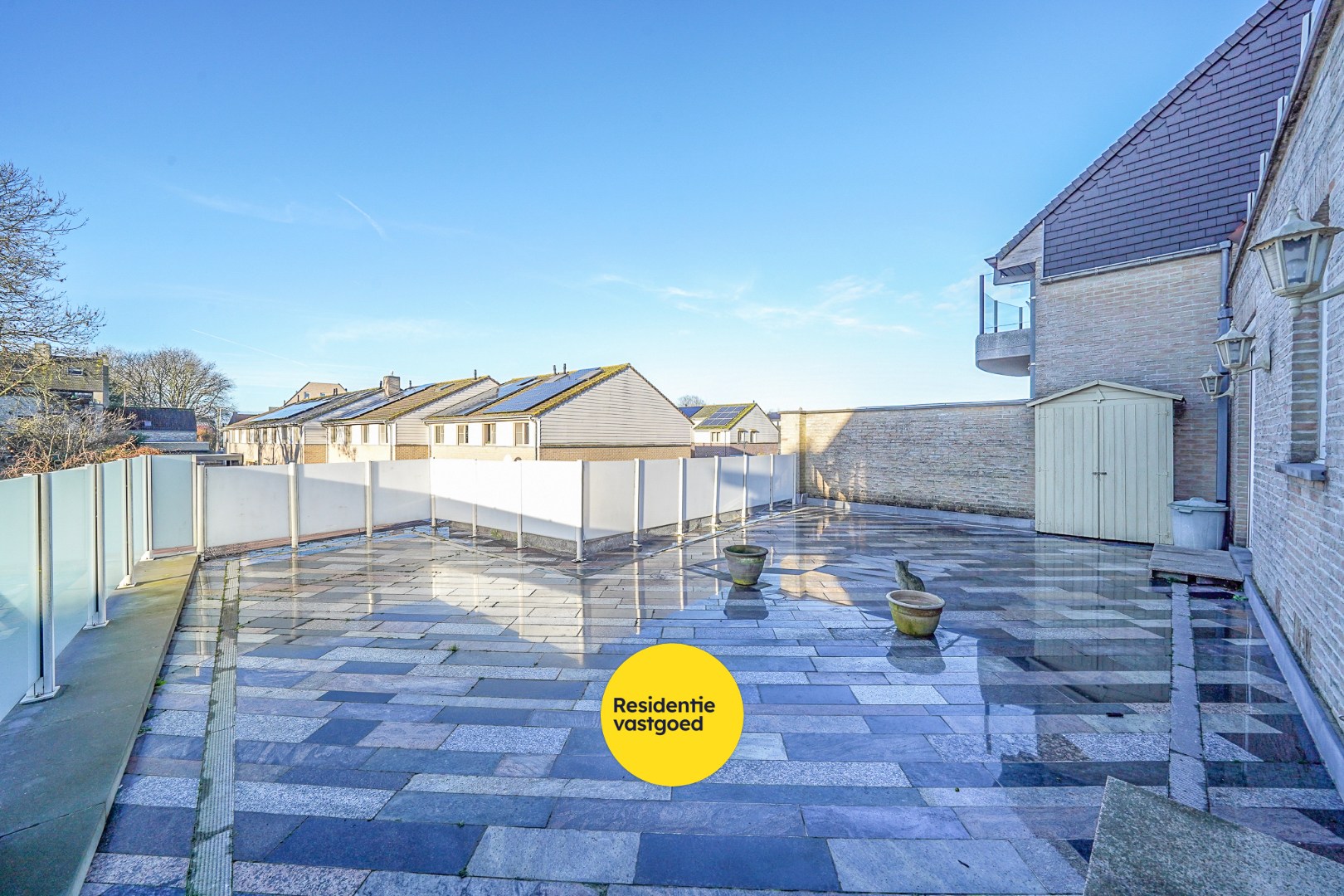 Instapklaar appartement met 2 slaapkamers en terras van 63 m² 