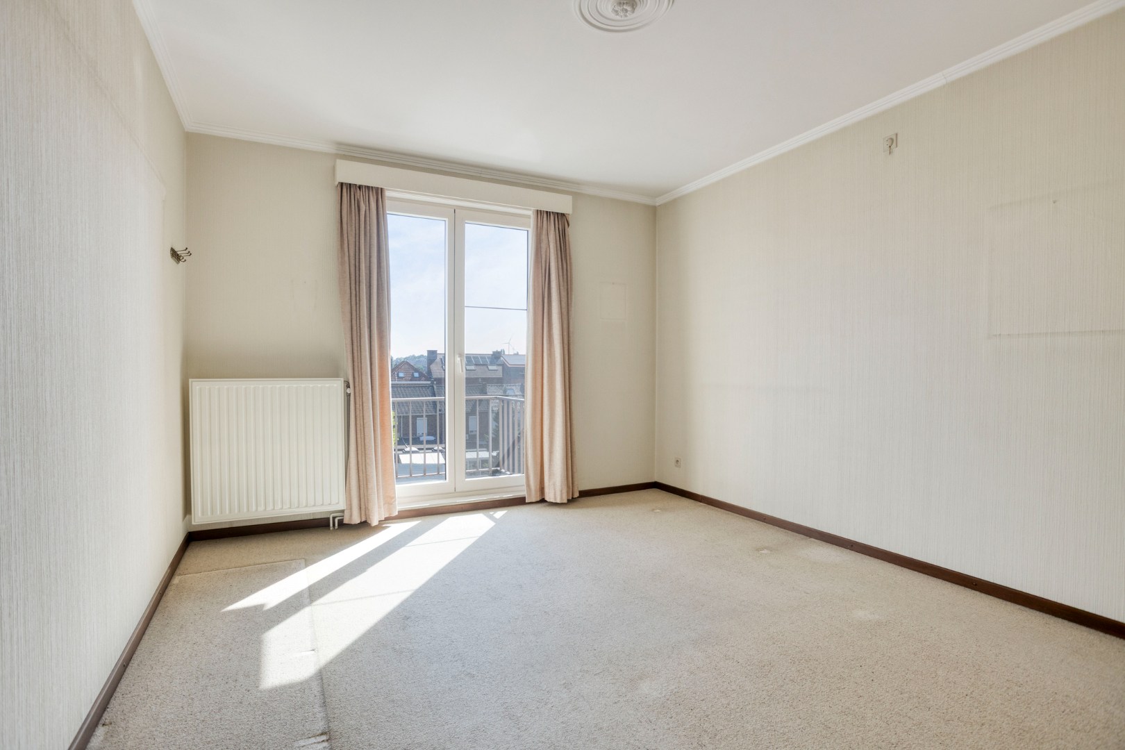 Slaapkamer 1 met terras