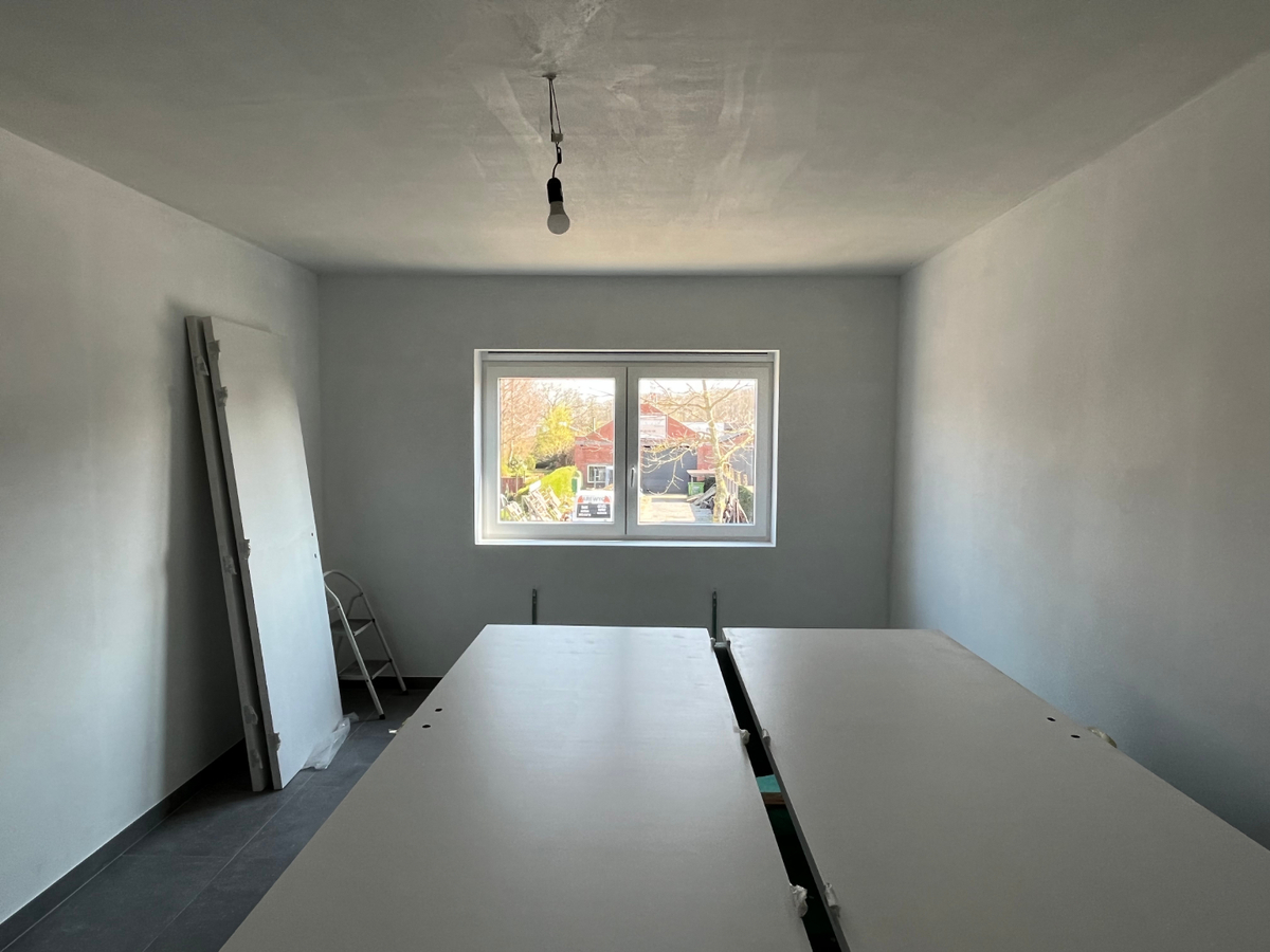 Moderne, hoogwaardige half open bebouwing te Eke ! 
