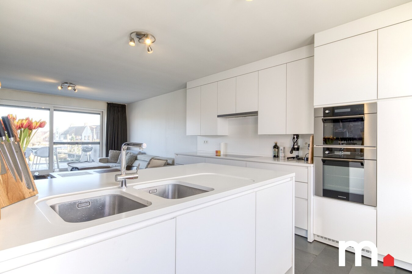 Instapklare woning met aparte woon- en werkunit 