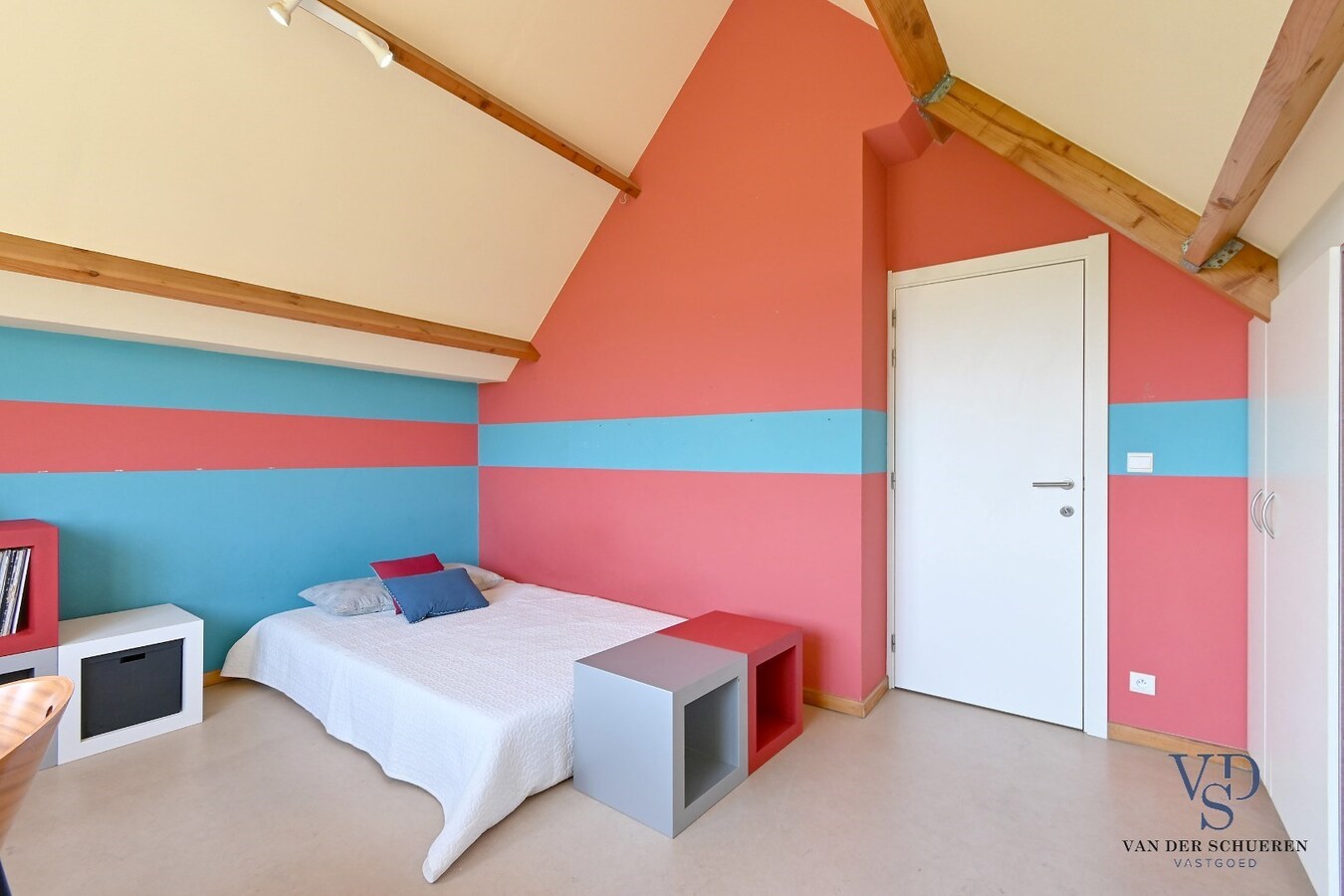 Uitzonderlijke eigendom in uitzonderlijke omgeving. 