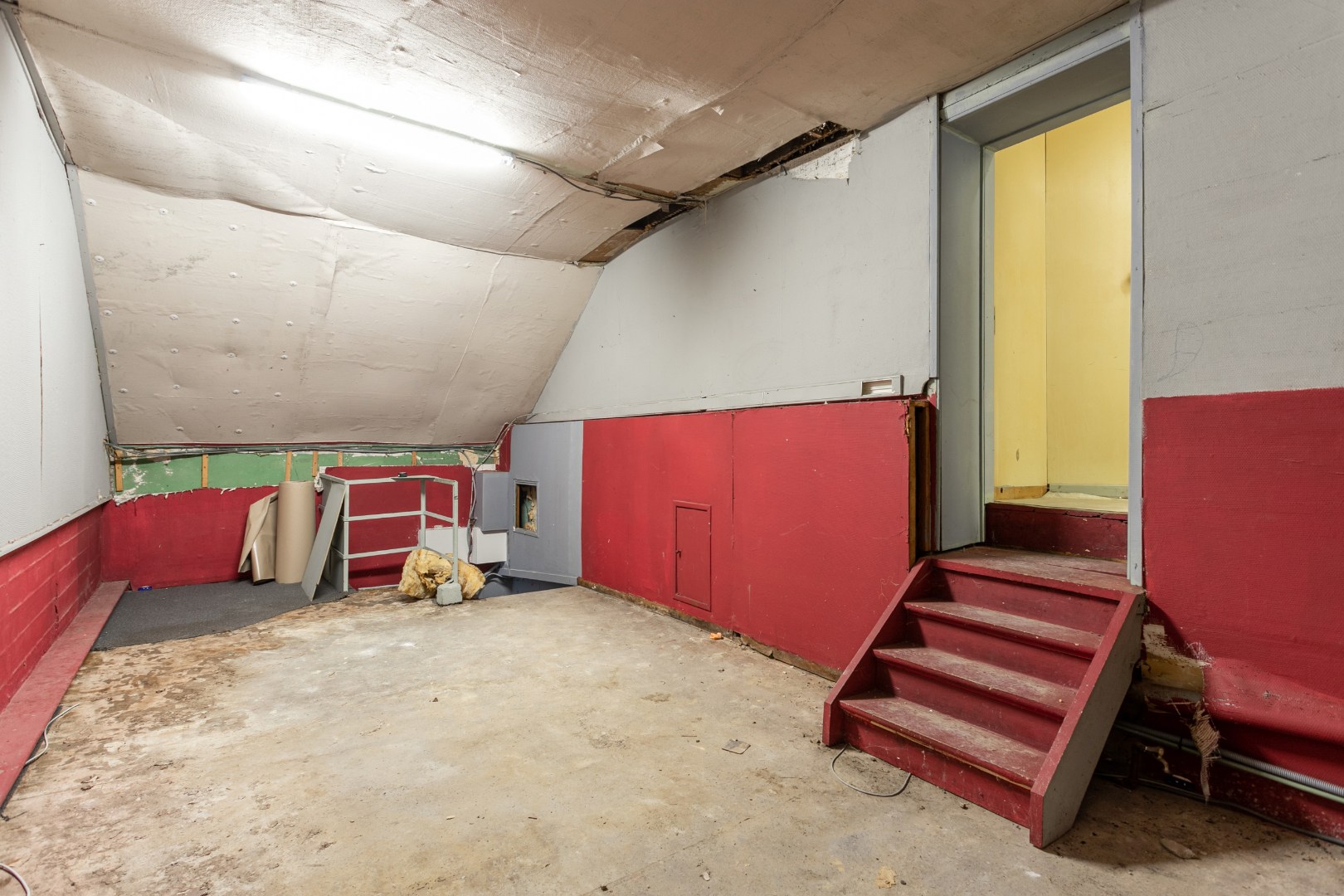 Handelsruimte met woonst op een gunstige ligging 